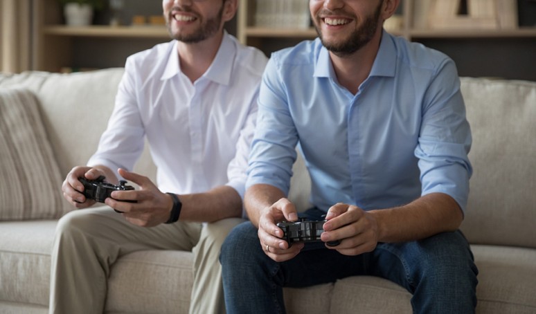 Gry na PS5 dla dwóch graczy - polecane tytuły