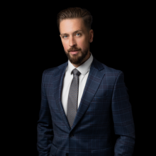 Trener Karol Maciej Szymański