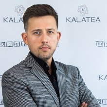 Trener Michał Karlikowski